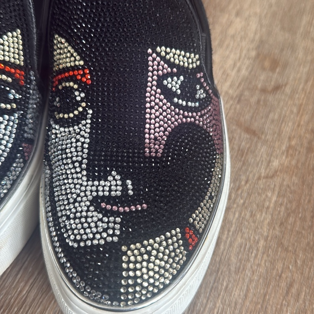 Wishbone Slip On Sneakers - Picture 2 of 6
